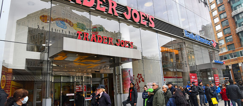 People fall in line infront for trader's joe to buy